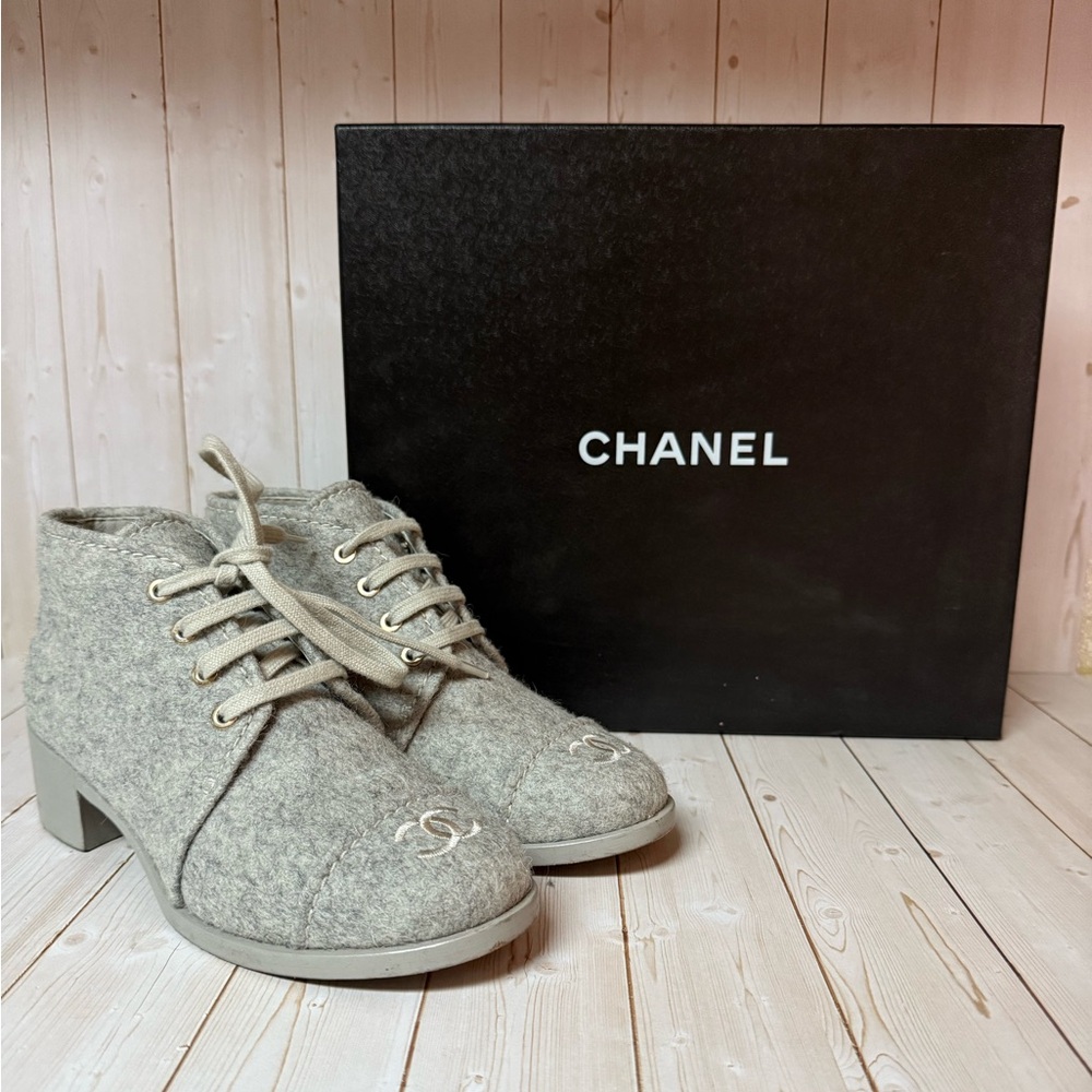 CHANEL Fabric Lace Up Ankle Boot Light Gray Sz 36 / 6